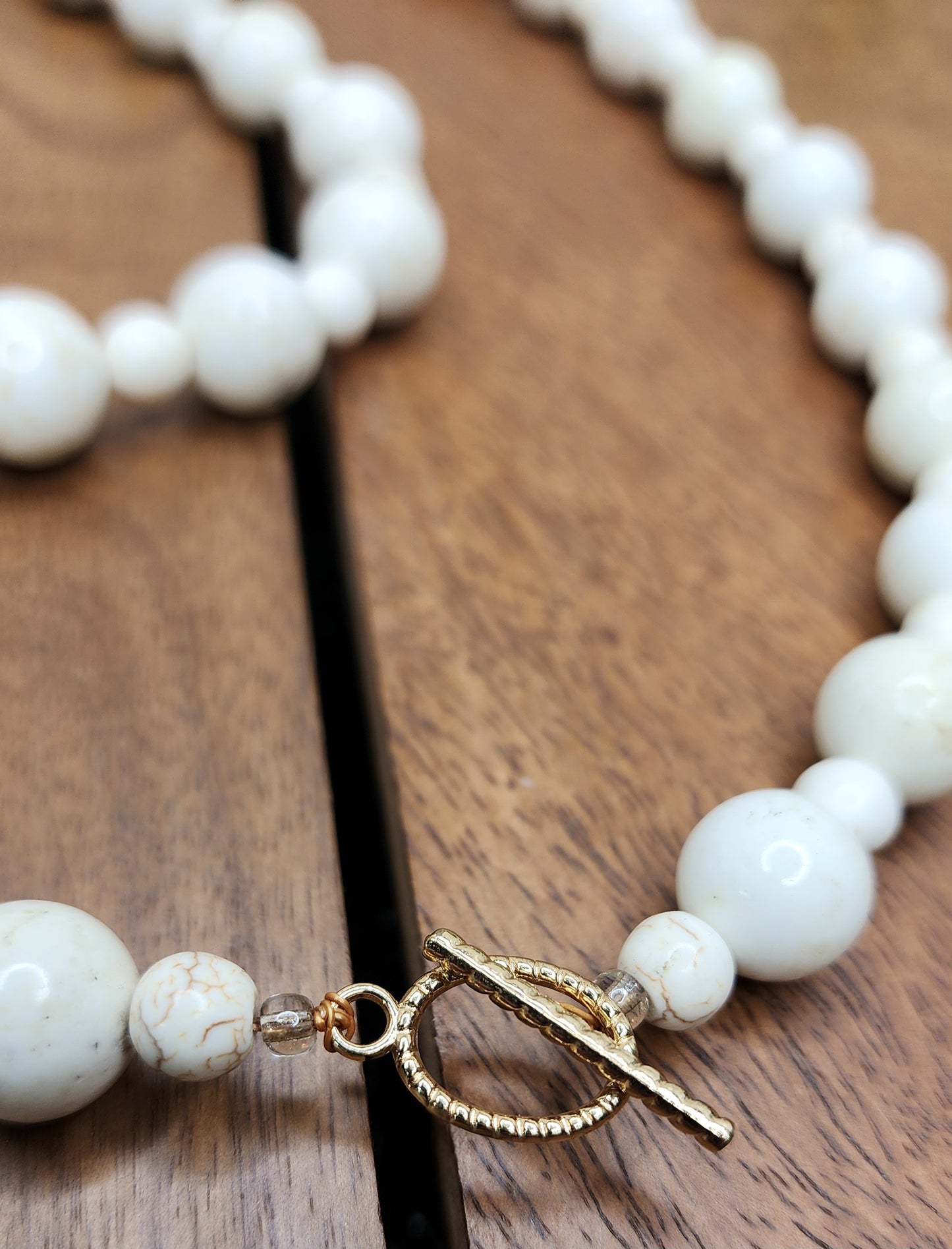 Magnesite Necklace 🤍