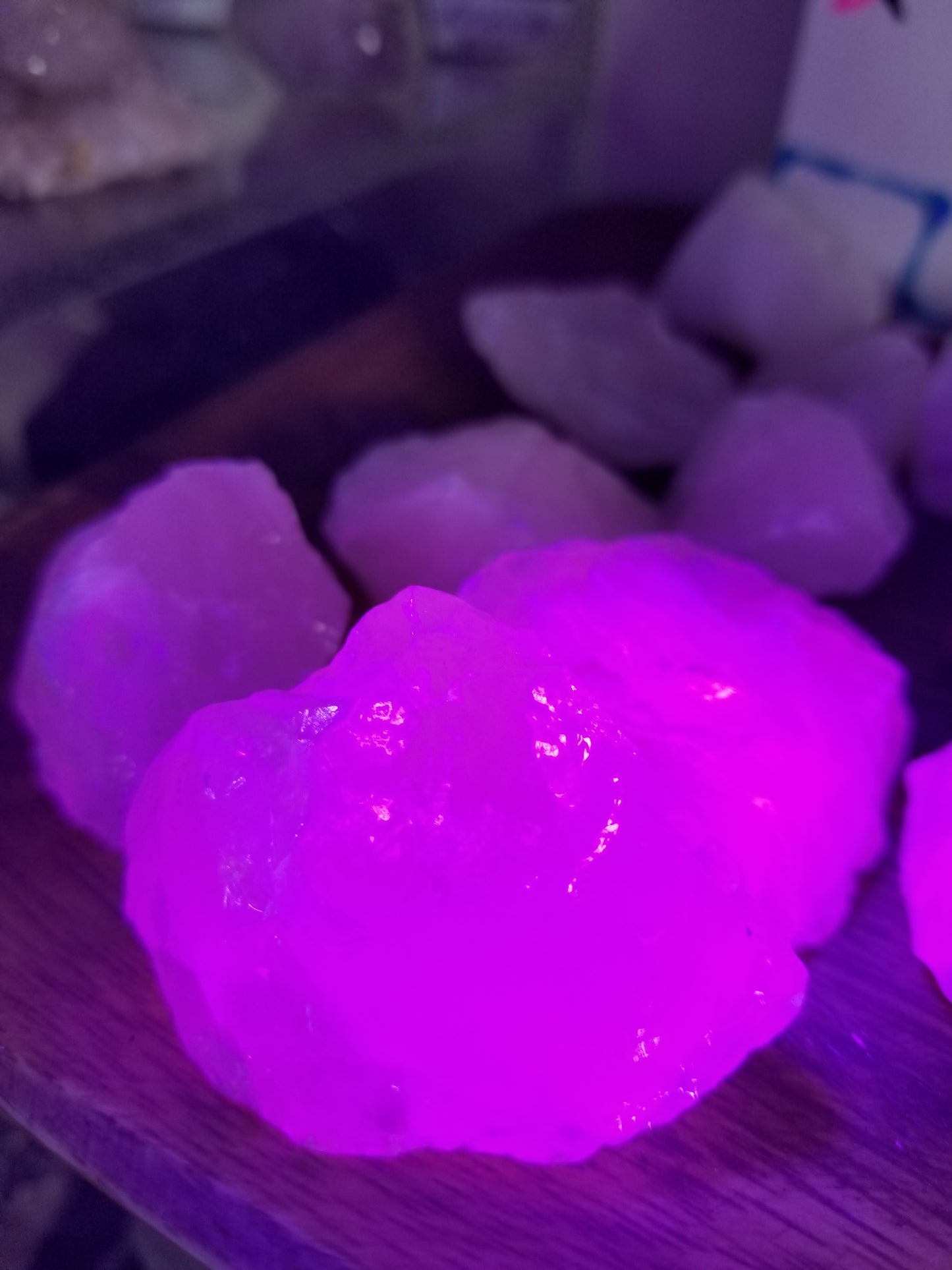 Mangano Calcite Chunks