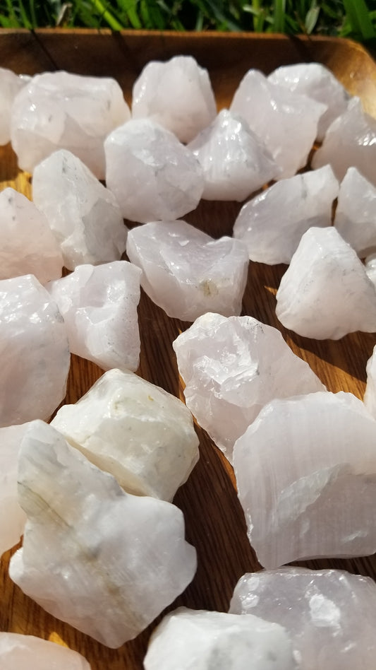 Mangano Calcite Chunks