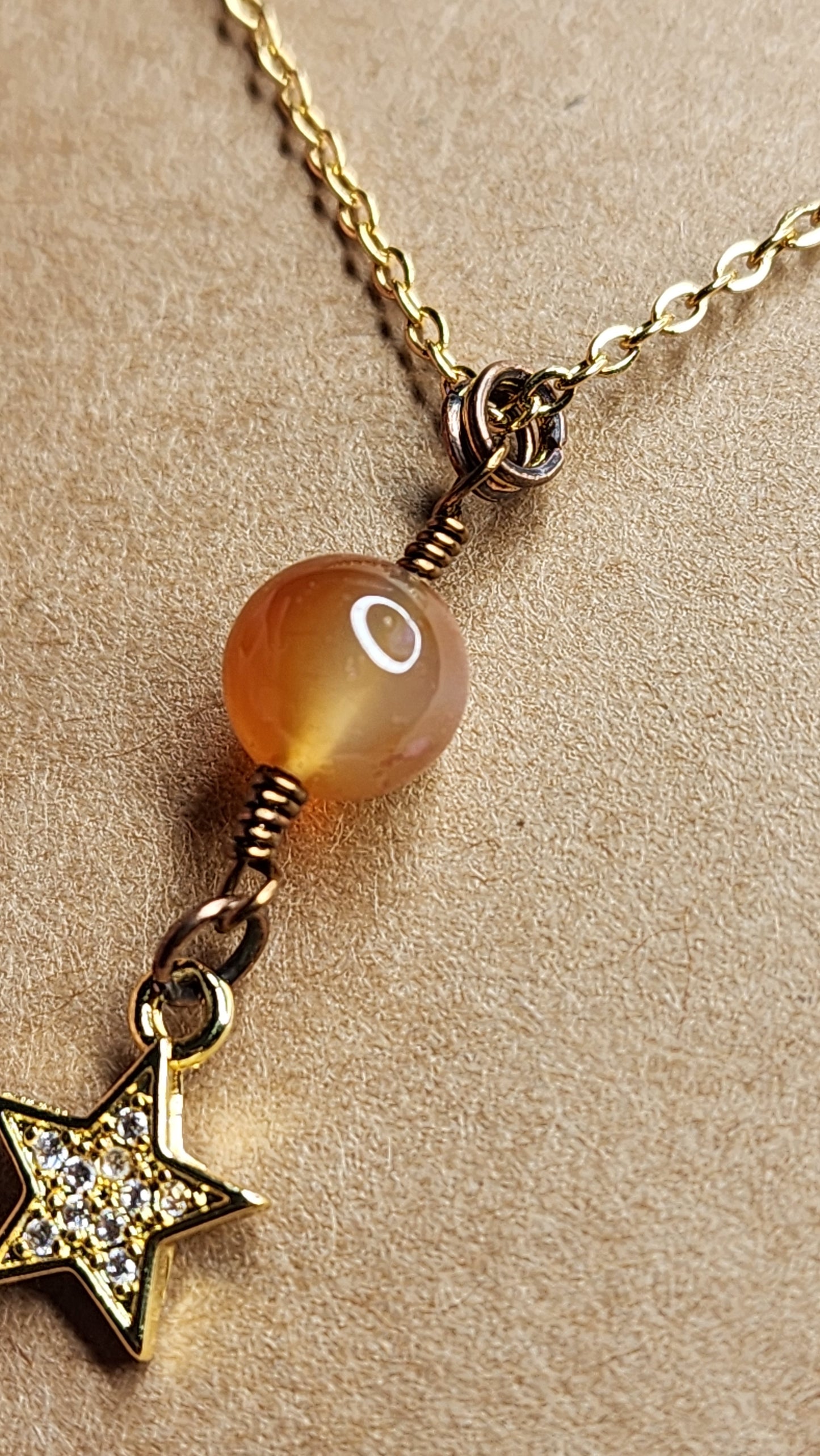 Orange Flower Agate w/ Gold Rhinestone Star Necklace 🧡