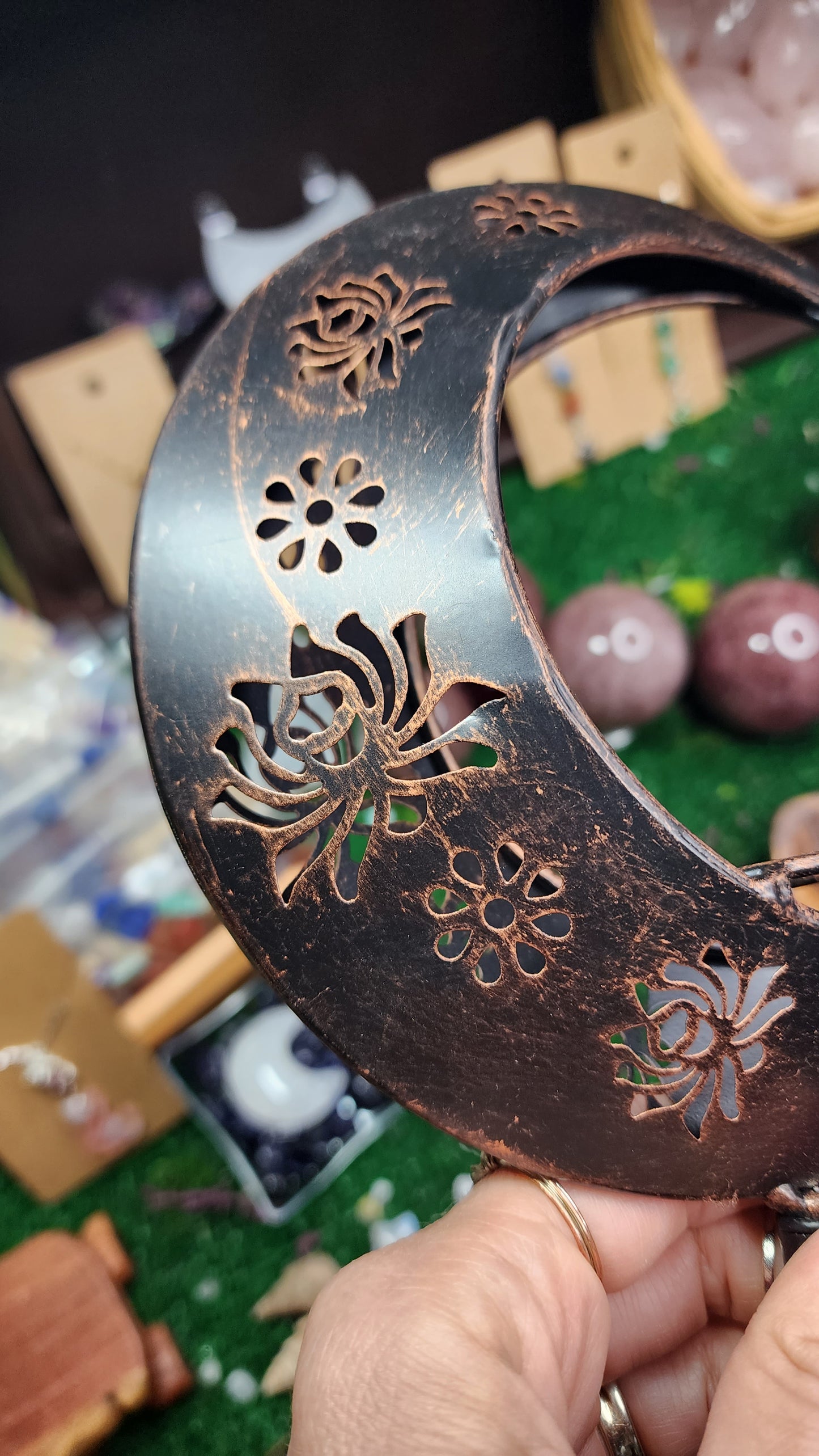 Bronze Crescent Moon - Sphere Holders 🌙