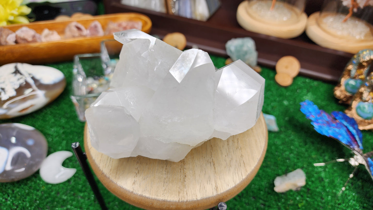 Quartz Cluster