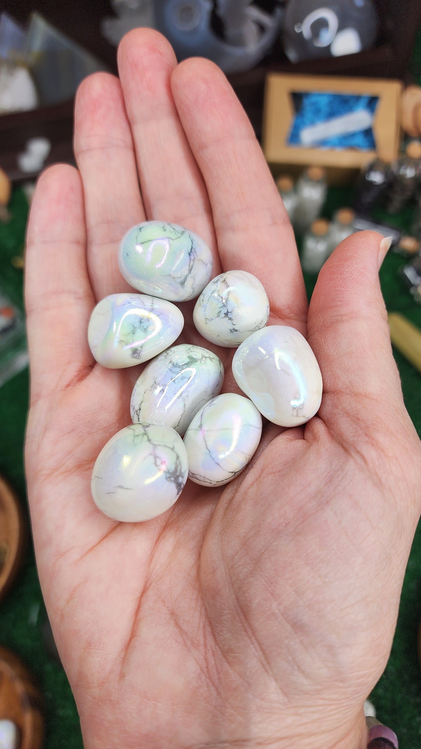 Aura Howlite Tumbles 💫