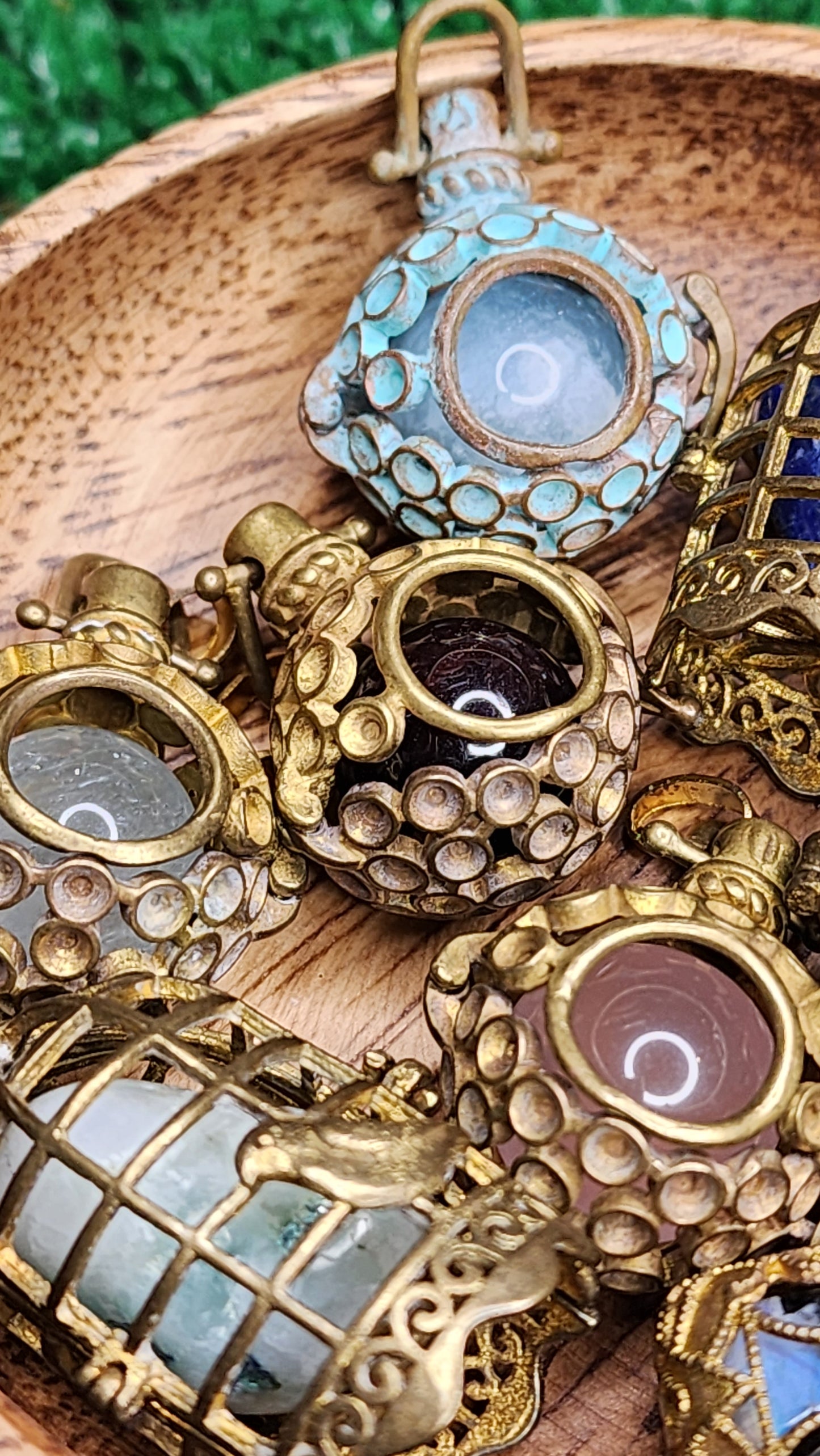 Copper Cages with Crystals