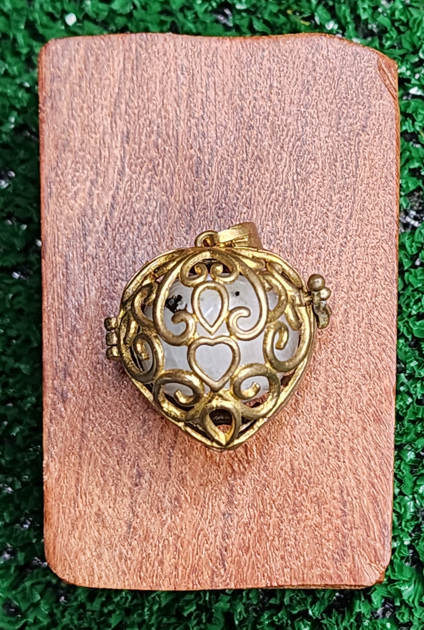 Copper Cages with Crystals