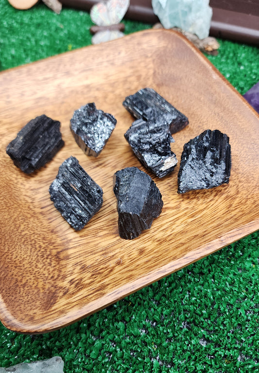 Black Tourmaline Chunks 🖤