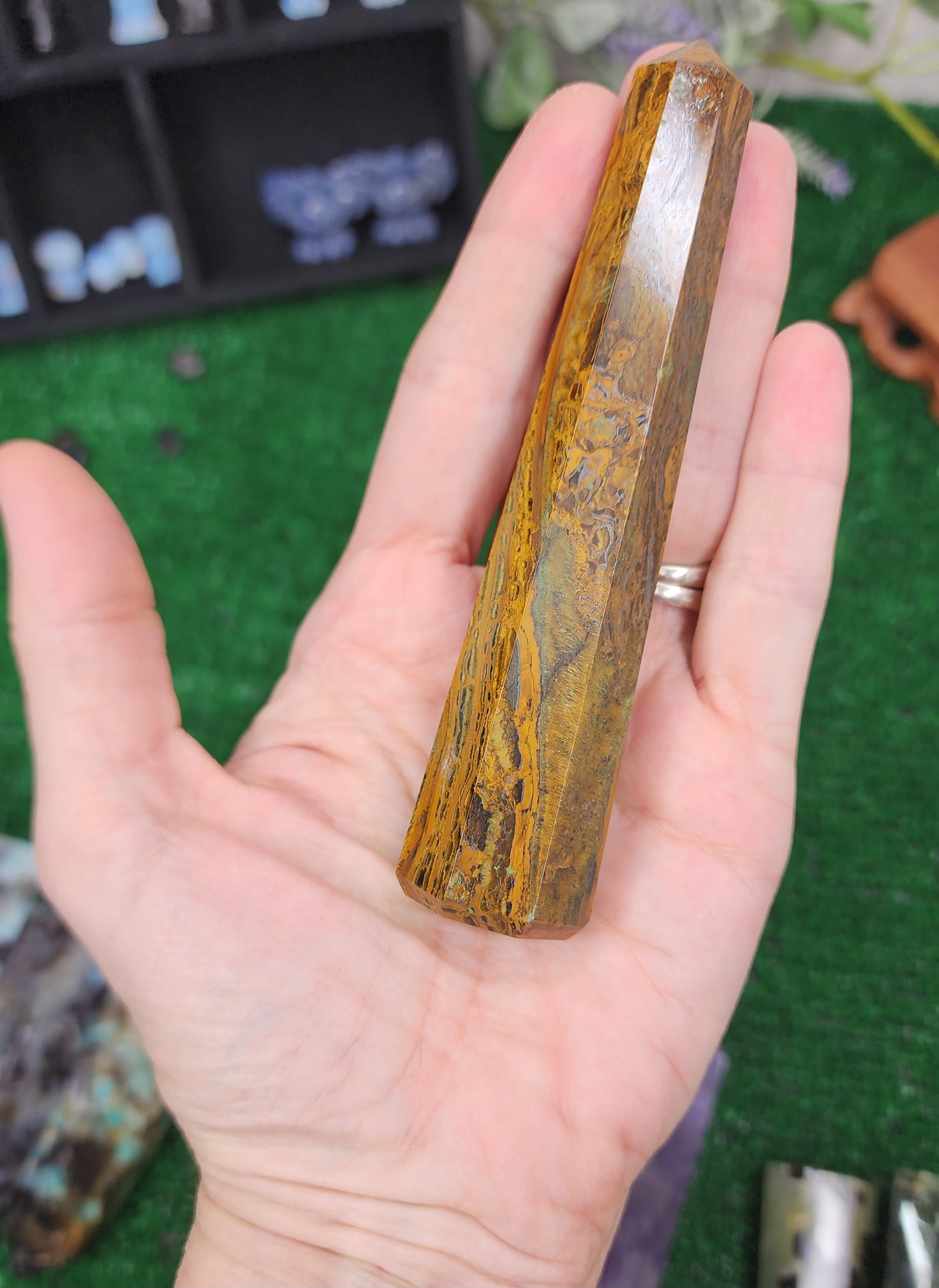 Tiger's Eye Tower 🤎