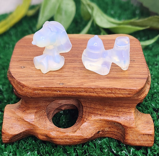 Mini Opalite Snoopy Carvings 🤍