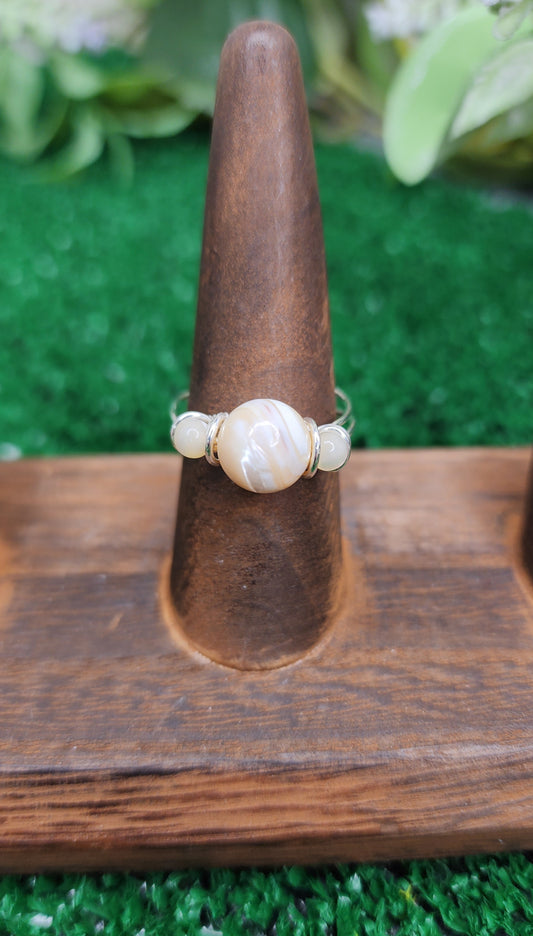 Mother of Pearl Wire Wrapped Ring 🦪