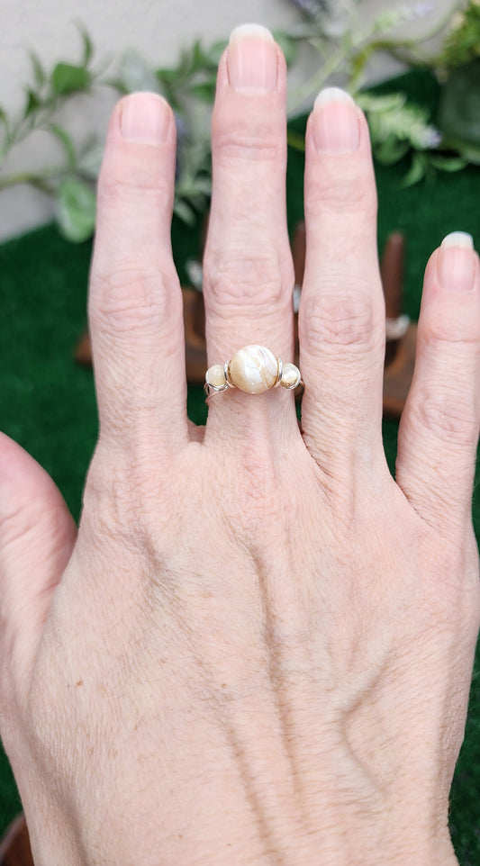 Mother of Pearl Wire Wrapped Ring 🦪