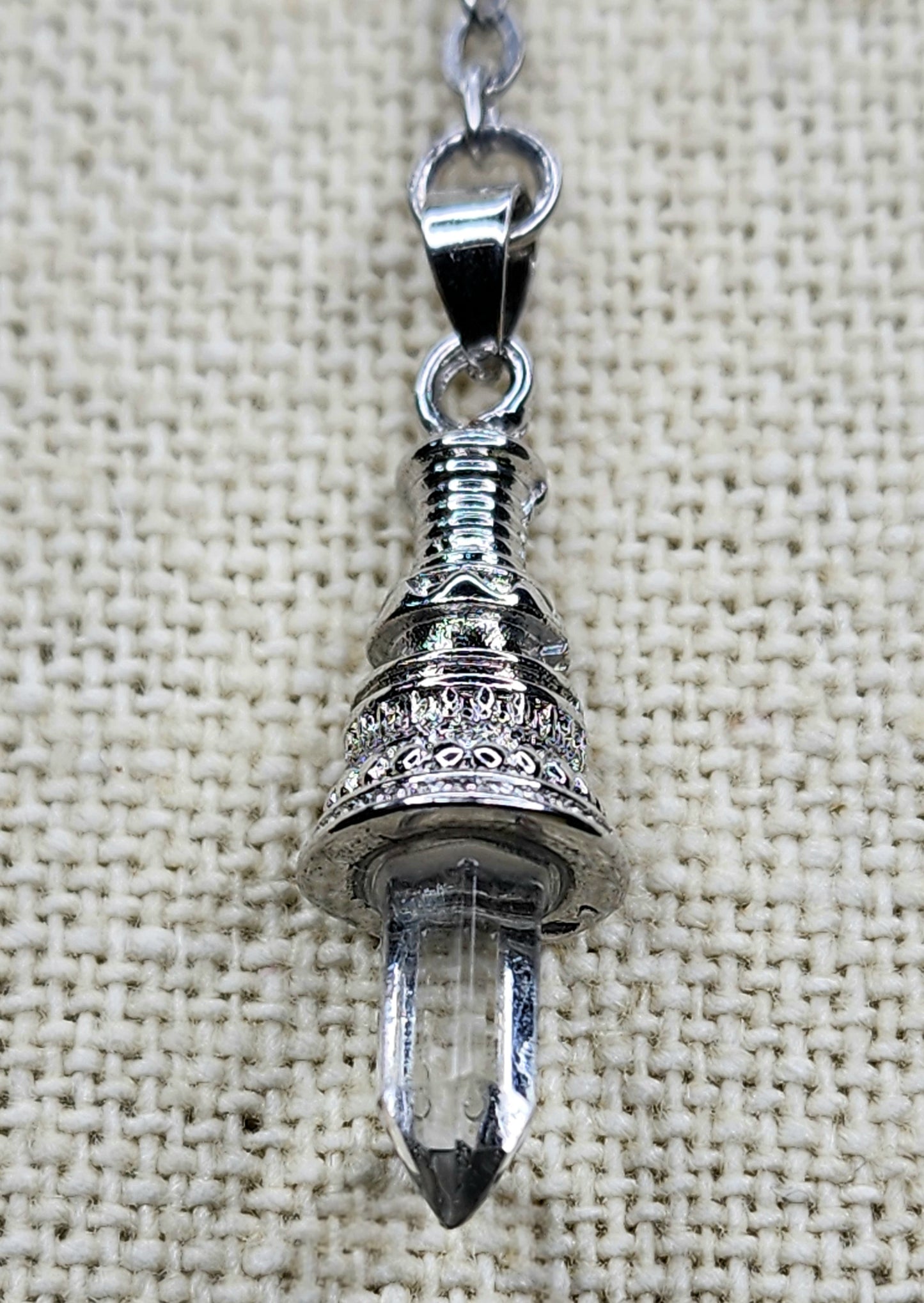 The Venus Style w/ Quartz Point