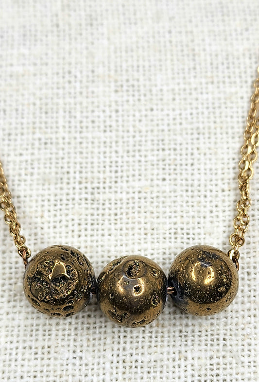 The Gardenia Style Necklace with Golden Druzy Agate