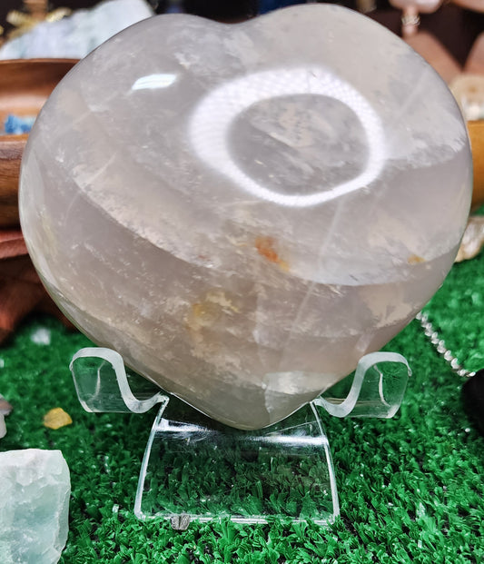 Acrylic Heart Stands 💖