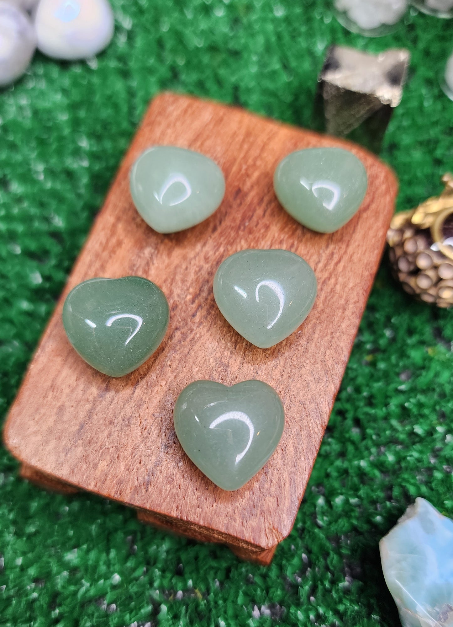 Mini Crystal Hearts 💜