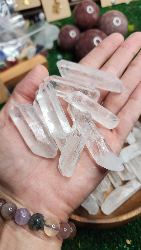 Natural Clear Quartz Points 💎