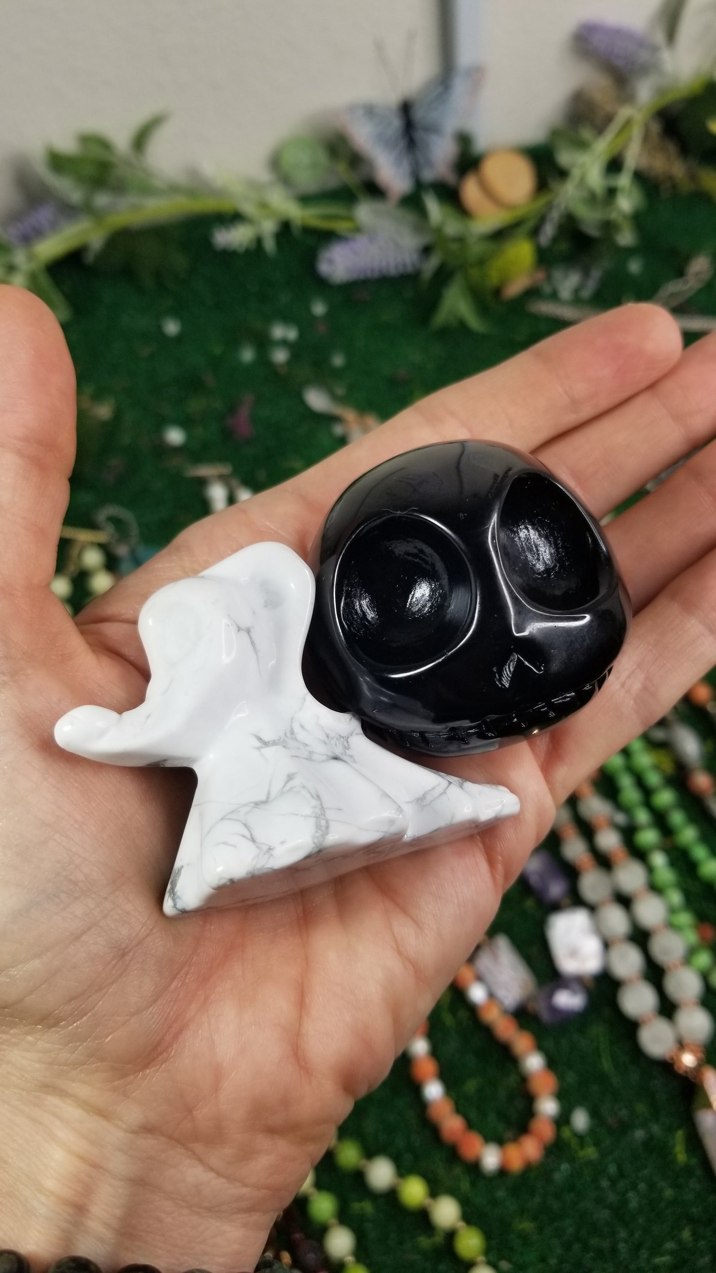 Howlite Zero Ghost Dog Carvings