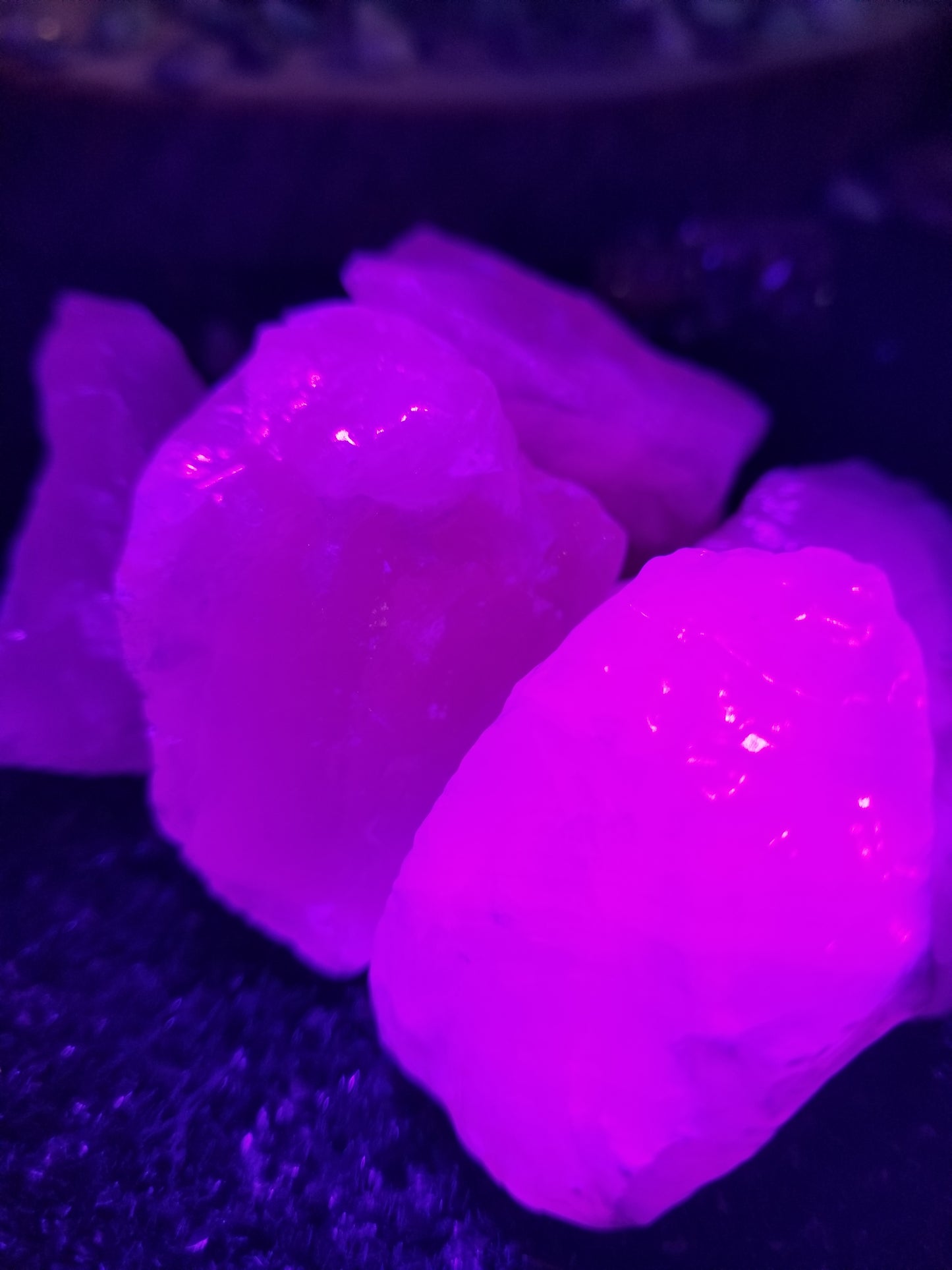 Mangano Calcite Chunks
