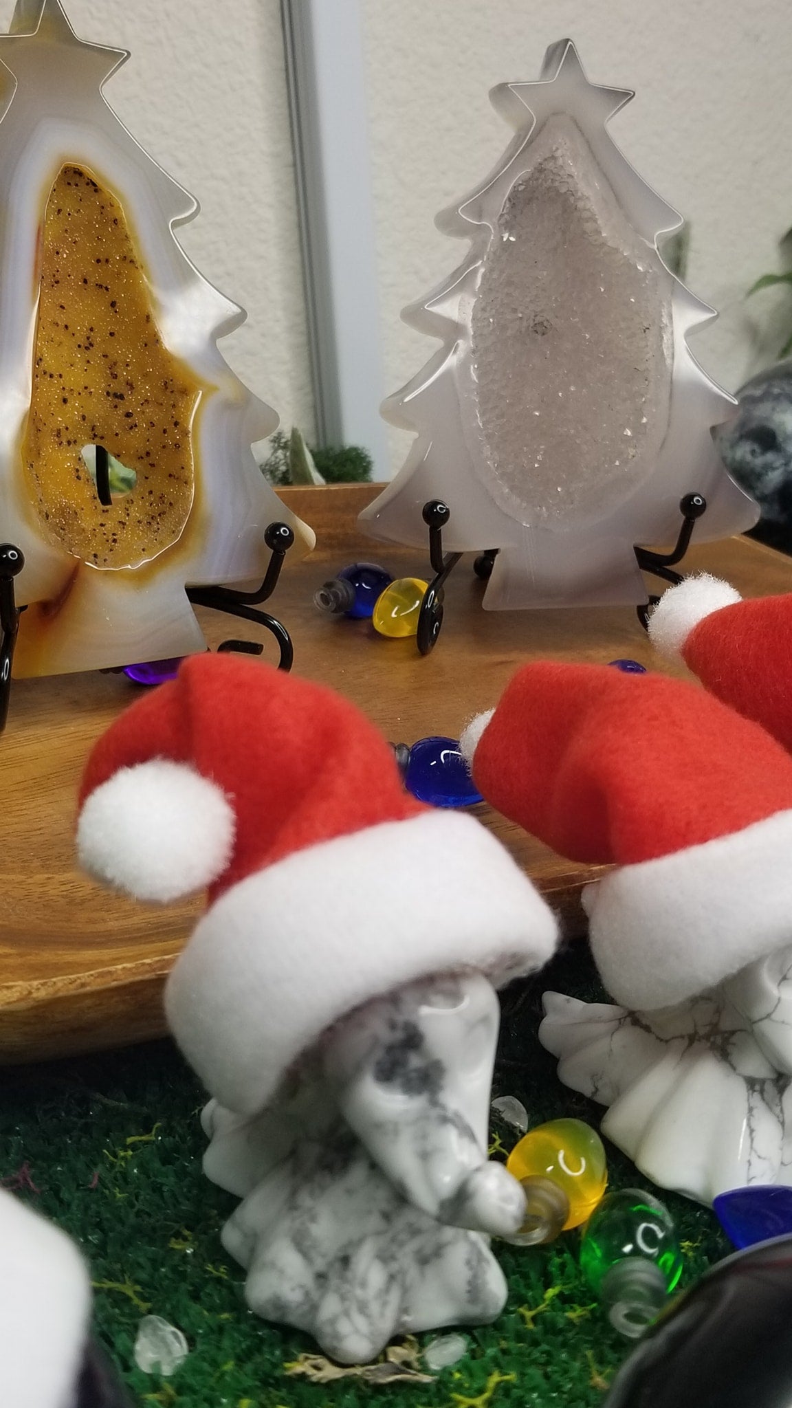 Howlite Zero Ghost Dog Carvings