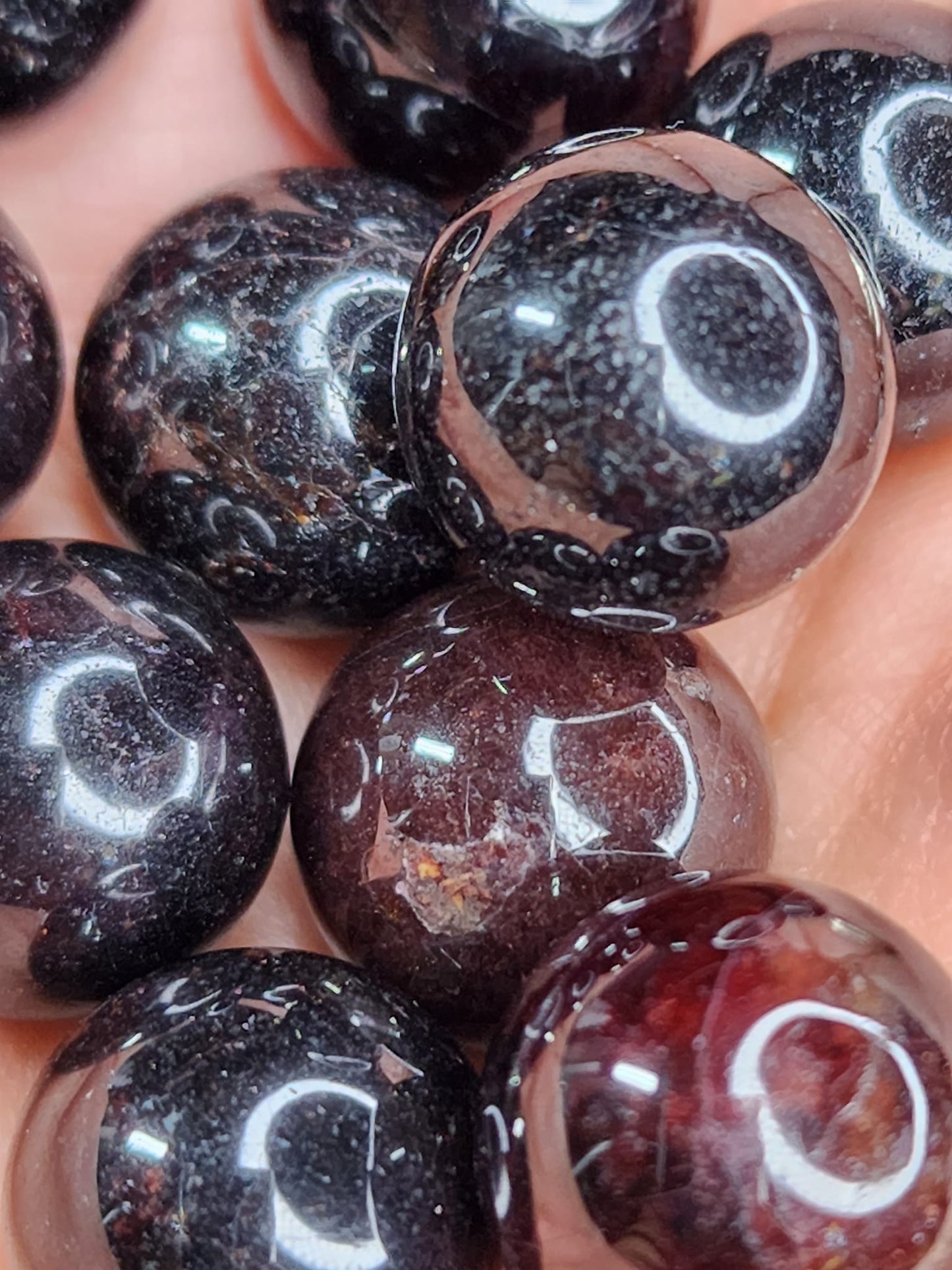Small Star Garnet Spheres